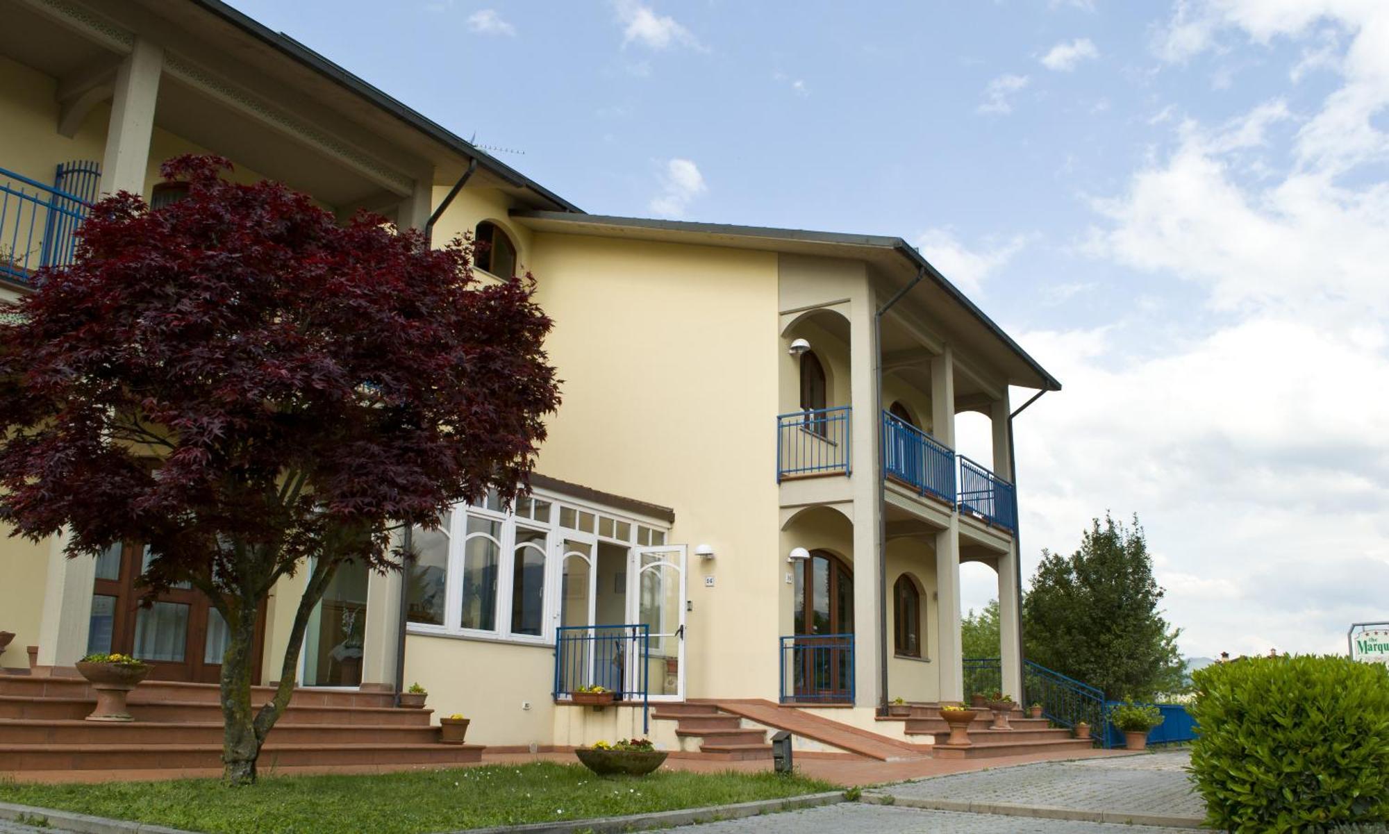 Hotel The Marquee Castelnuovo di Garfagnana Exterior foto